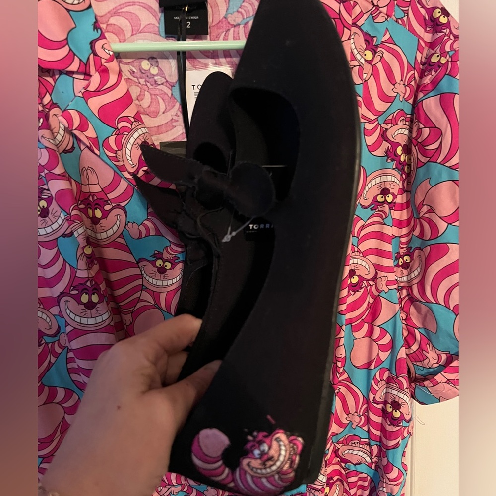 NWT torrid Disney Cheshire Cat shoes